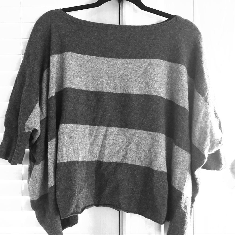 Vince cropped sweater